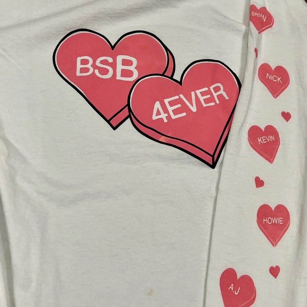 Backstreet Boys White Shirt with Pink Heart Graphics. Size Small - Picture 2 of 5